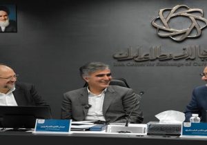 بانک مرکزی مسیر تأمین مالی یک‌میلیارددلاری پتروشیمی‌ها را هموار کرد/تأمین مالی ۵۰۰ میلیون‌دلاری از محل ارزهای صادراتی شرکت‌های هلدینگ خلیج‌فارس با پیش‌فروش ارز صادراتی