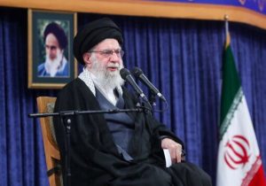 رهبر انقلاب: با معترض حرف میزنیم؛ اغتشاشگر را باید سر جایش نشاند
