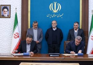 تجهیز ناوگان حفاری پترو ایران به دکل خشکی؛ امضای توافقنامه راهبردی برای تامین دکلهای ۲۰۰۰ اسب بخار در حضور رییس جمهور