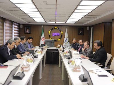 نشست هماندیشی بورس کالا با تولیدکنندگان نقره برگزار شد