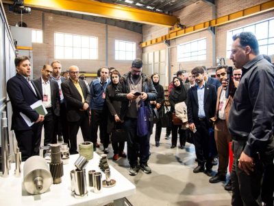 در یکسال گذشته، بخش قابلتوجهی از موانع قانونی همکاری هلدینگ خلیجفارس با شرکتهای دانشبنیان، فناورو دانشگاهها برطرف شده/ فرصت مطالعاتی برای اساتید دانشگاه و پژوهشگران در ۴۰ پروژه پژوهشی هلدینگ/ چالش اصلی شرکتهای فناور اتصال به بازار است*