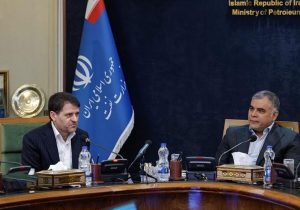 کارکنان صنعت نفت ایثارگرانه پای کار ایستادند/ ضرورت تقویت نقش تنظیمگری شرکت ملی صنایع پتروشیمی