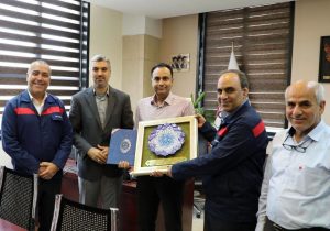 تقدیر از روابط عمومی شرکت فولاد اکسین خوزستان به مناسبت روز ارتباطات و روابط عمومی / تأکید بر نقش راهبردی روابط عمومی در برندینگ صنعت