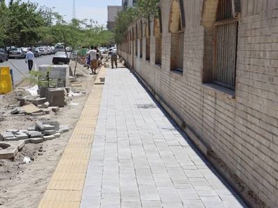 بهسازی و مناسب‌سازی بیش از ۱۳۰۰ مترمربع از پیاده‌روهای منطقه ۱۹