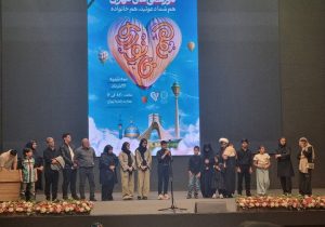 تقدیر از ۶ خانواده جهادی فعال در جنگ تحمیلی سوم در دورهمی خانوادگی منطقه ۴