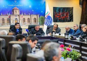 نقش کلیدی شرکت مخابرات ایران در جهش فیبر نوری؛ وزیر ارتباطات عملکرد مخابرات را ستود