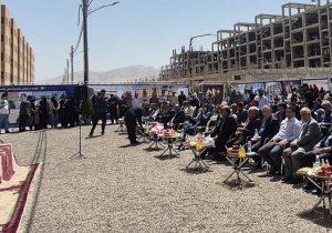 تحویل کلید ۷۷۵۲ واحد مسکونی به خانوادههای کرمانی/ تقدیر مدیرکل راه و شهرسازی استان کرمان از عملکرد بانک مسکن