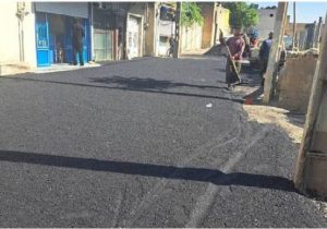 تکمیل عملیات بهسازی معابر محله فرحزاد با توزیع ۹۴۰ تُن آسفالت