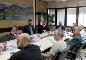 بررسی طرح پیشنهادی پایانه فیاضبخش روی میز اداره کل معماری و ساختمان شهر تهران