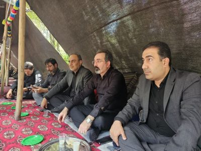 حضور مدیرعامل گروه سرمایه گذاری صندوق بازنشستگی کشوری، به همراه مدیرعامل و رئیس هیئت مدیره شرکت فولاد اکسین خوزستان در موکب شهدای زاگرس