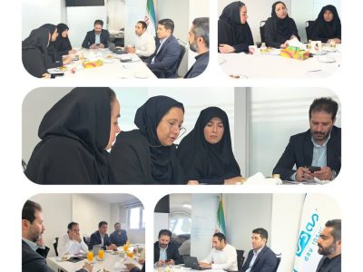«چهارمین نشست بنیاد شهید تهران و بیمه دی؛ پایش تخصصی مراکز درمانی»