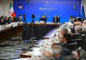 اتابک: مطالبات تولیدکنندگان با اولویت در هیأت دولت پیگیری میشود